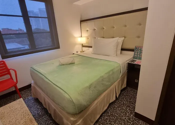 One Cristina Hotel 5*