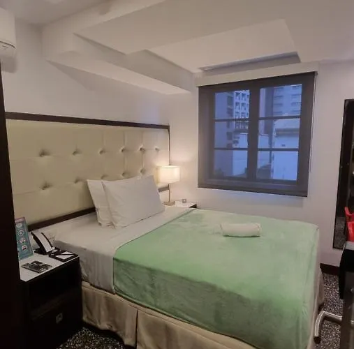 One Cristina Hotel 5*