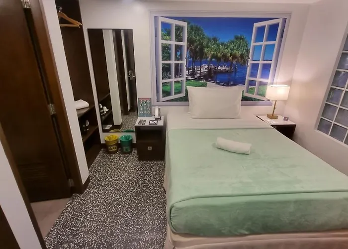Hotel One Cristina Manila