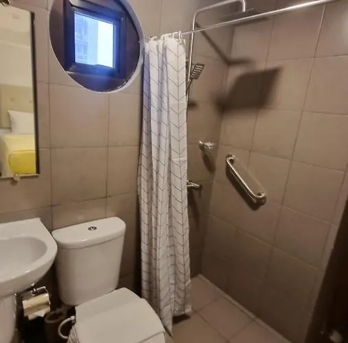 One Cristina 5* Manila