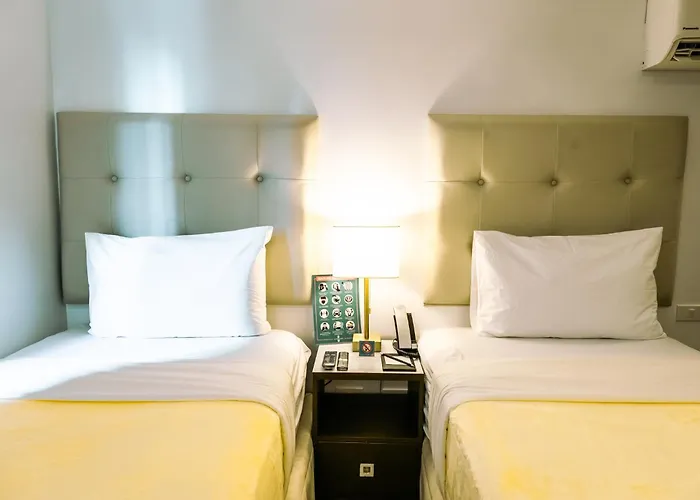 One Cristina Hotel 5*
